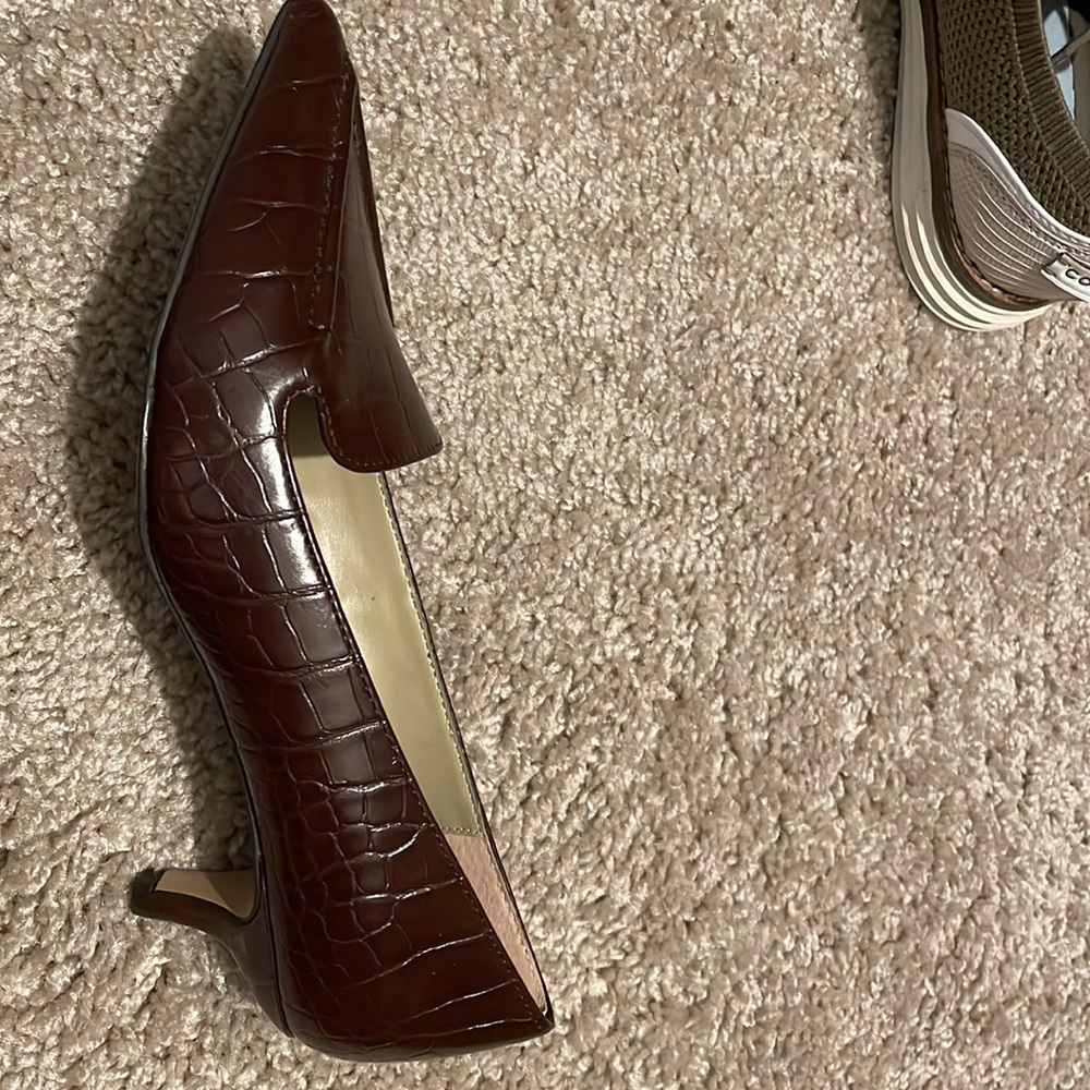 Adrienne vittadini heels